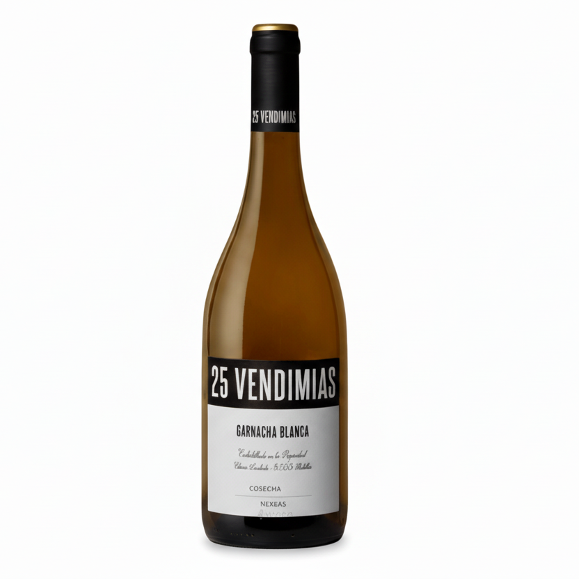 Wine bottle labeled '25 Vendimias' on a white background