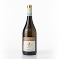 Wine bottle with 'Le Morette Mandolara' label on a white background