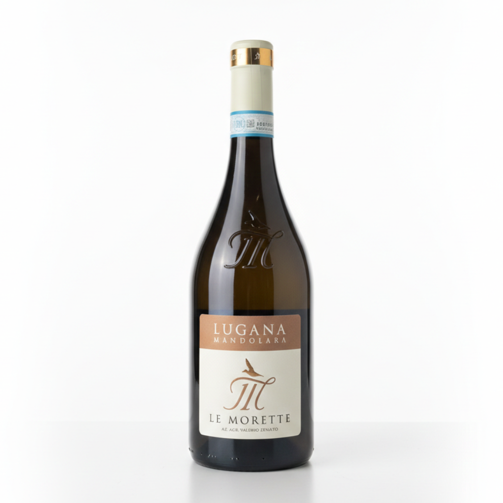 Wine bottle with 'Le Morette Mandolara' label on a white background